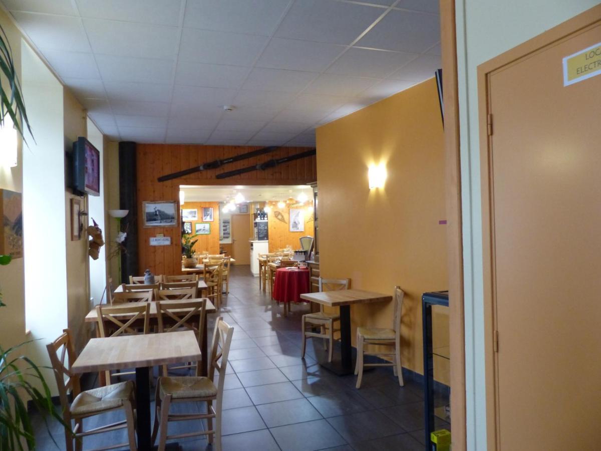 Hotel Le Progres Dorlotel لو مونت دوري المظهر الخارجي الصورة